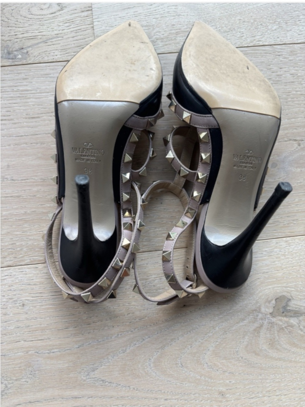 Valentino Black Rockstud Ankle Strap Pump Size 38, Authentic. - Picture 9 of 12